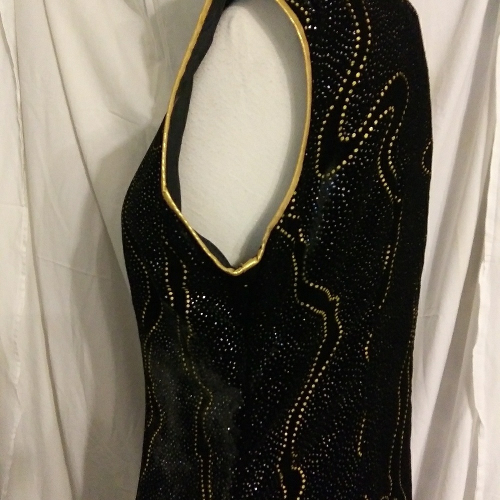 Dress - Picture 5 of 7